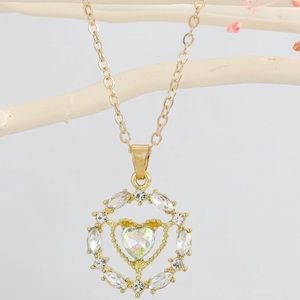 🆕 Beautiful Rhinestone | Gold Heart | Iridescent Necklace | Brand New